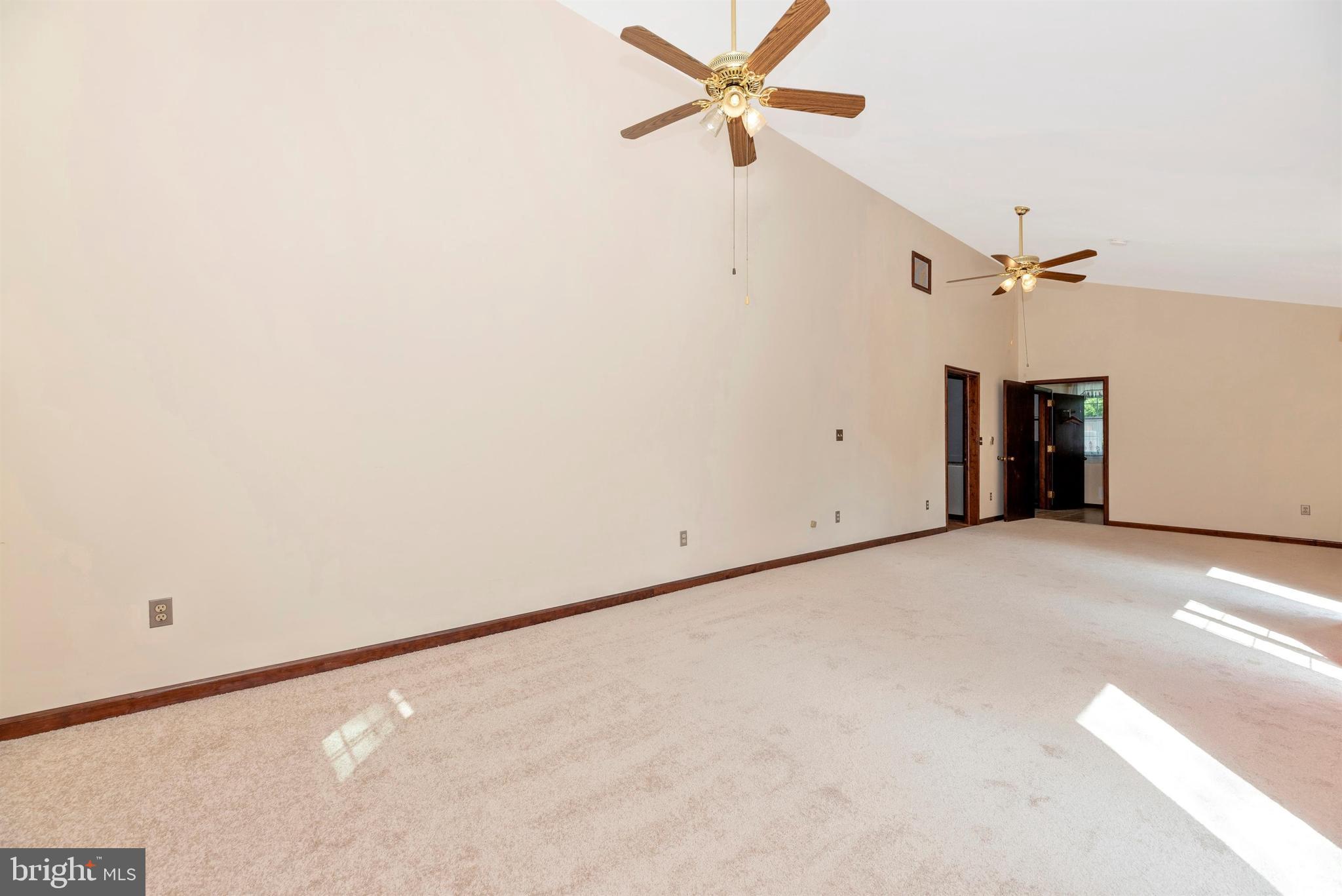 9032 Hollow Road Middletown, MD 21769 - Photo 21 of 36 Gallery Image 21