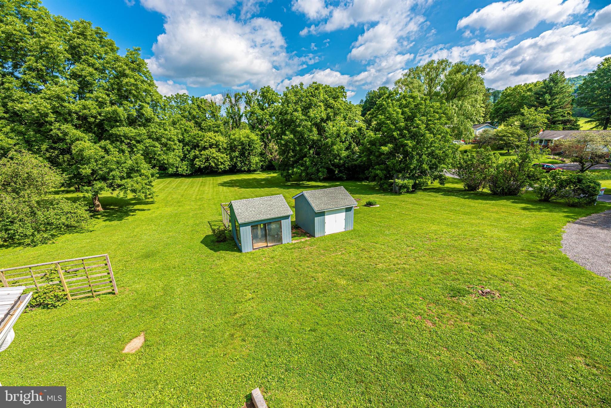 9032 Hollow Road Middletown, MD 21769 - Photo 23 of 36 Gallery Image 23