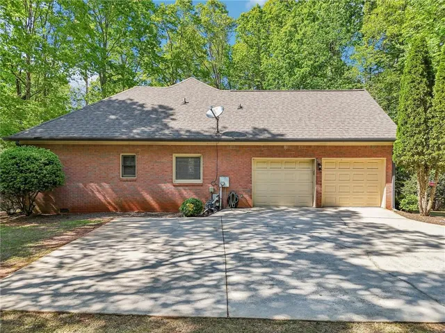 $399,999 | 318 Dogwood Trace, McDonough, GA 30252