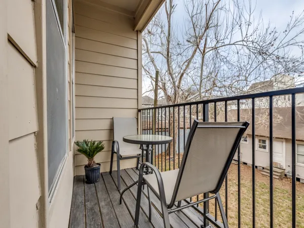 $3,000 | 5219 Kiam Street, Unit F, Houston, TX 77007
