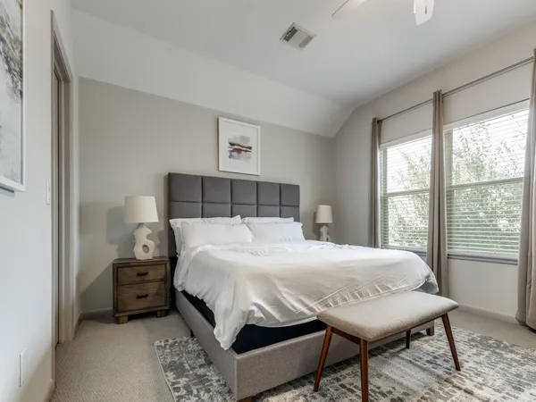 $3,000 | 5219 Kiam Street, Unit F, Houston, TX 77007