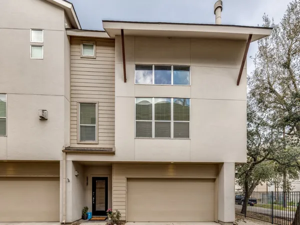 $3,000 | 5219 Kiam Street, Unit F, Houston, TX 77007