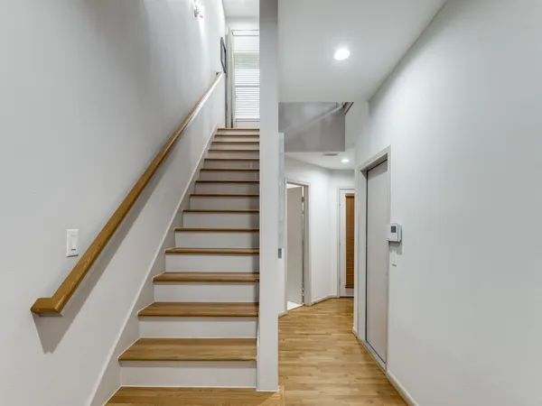 $3,000 | 5219 Kiam Street, Unit F, Houston, TX 77007