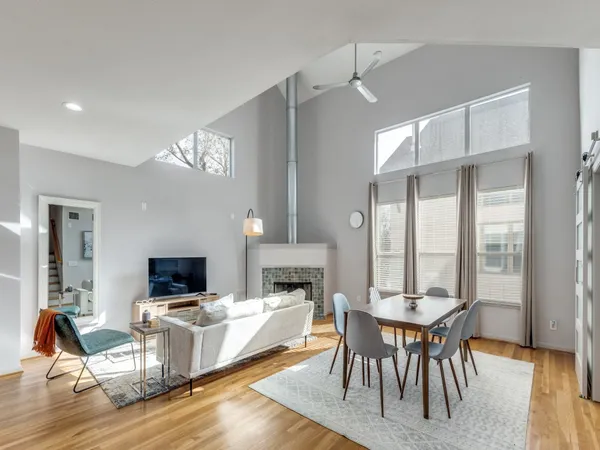 $3,000 | 5219 Kiam Street, Unit F, Houston, TX 77007