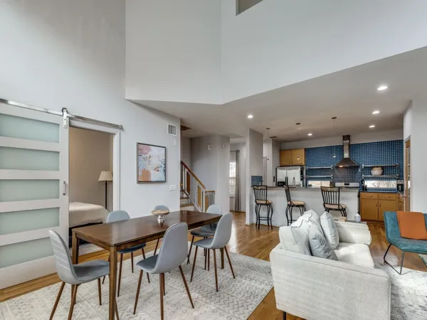 $3,000 | 5219 Kiam Street, Unit F, Houston, TX 77007