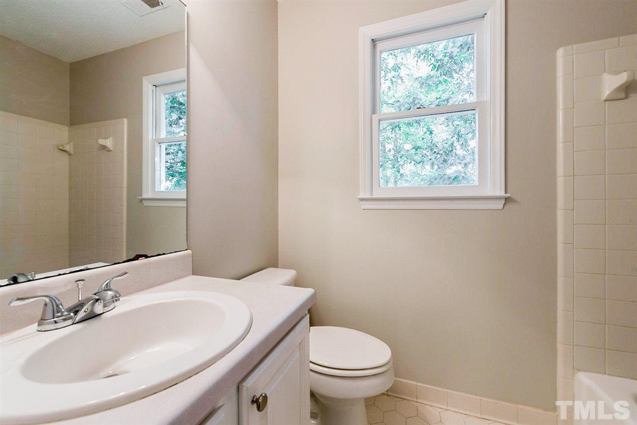 3300 Gatcombe Place Raleigh, NC 27604 - Photo 16 of 19 Gallery Image 16