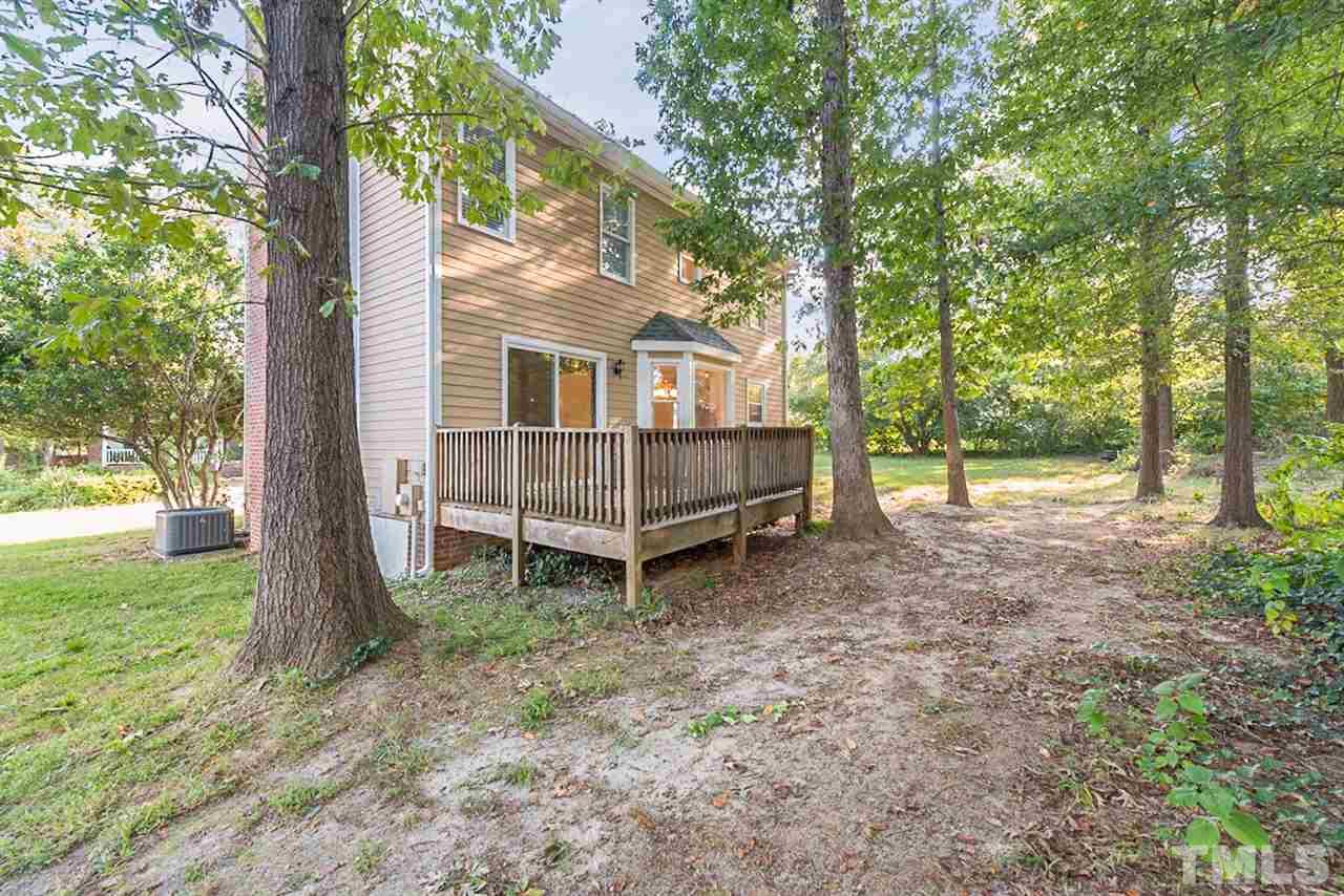 3300 Gatcombe Place Raleigh, NC 27604 - Photo 5 of 19 Gallery Image 5