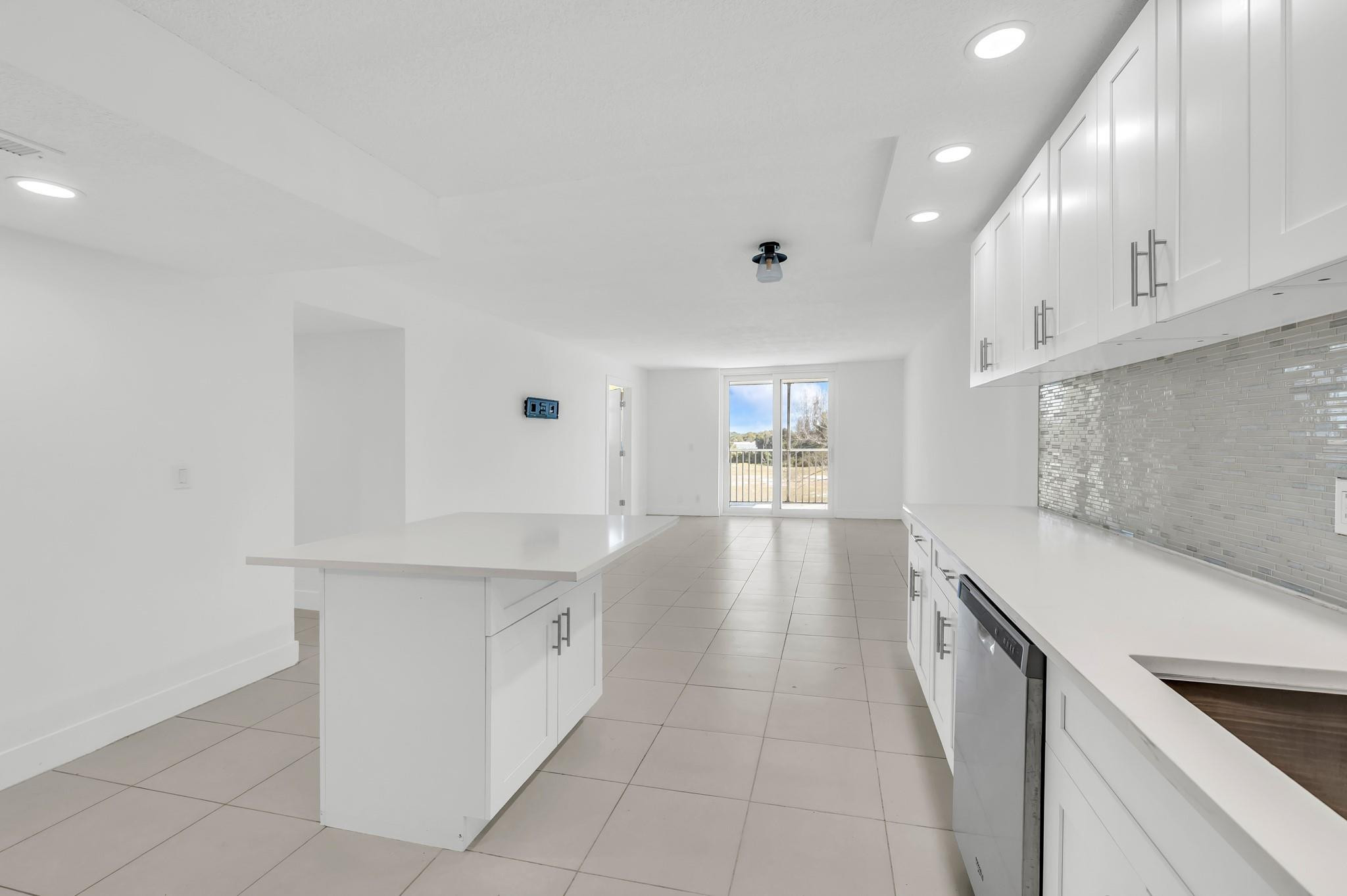 5500 Northwest 2nd Avenue, Unit 425 Boca Raton, FL 33487 - Photo 14 of 34 Photo 14