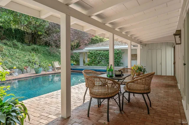 $3,100,000 | 765 Tiburon Boulevard, Tiburon, CA 94920