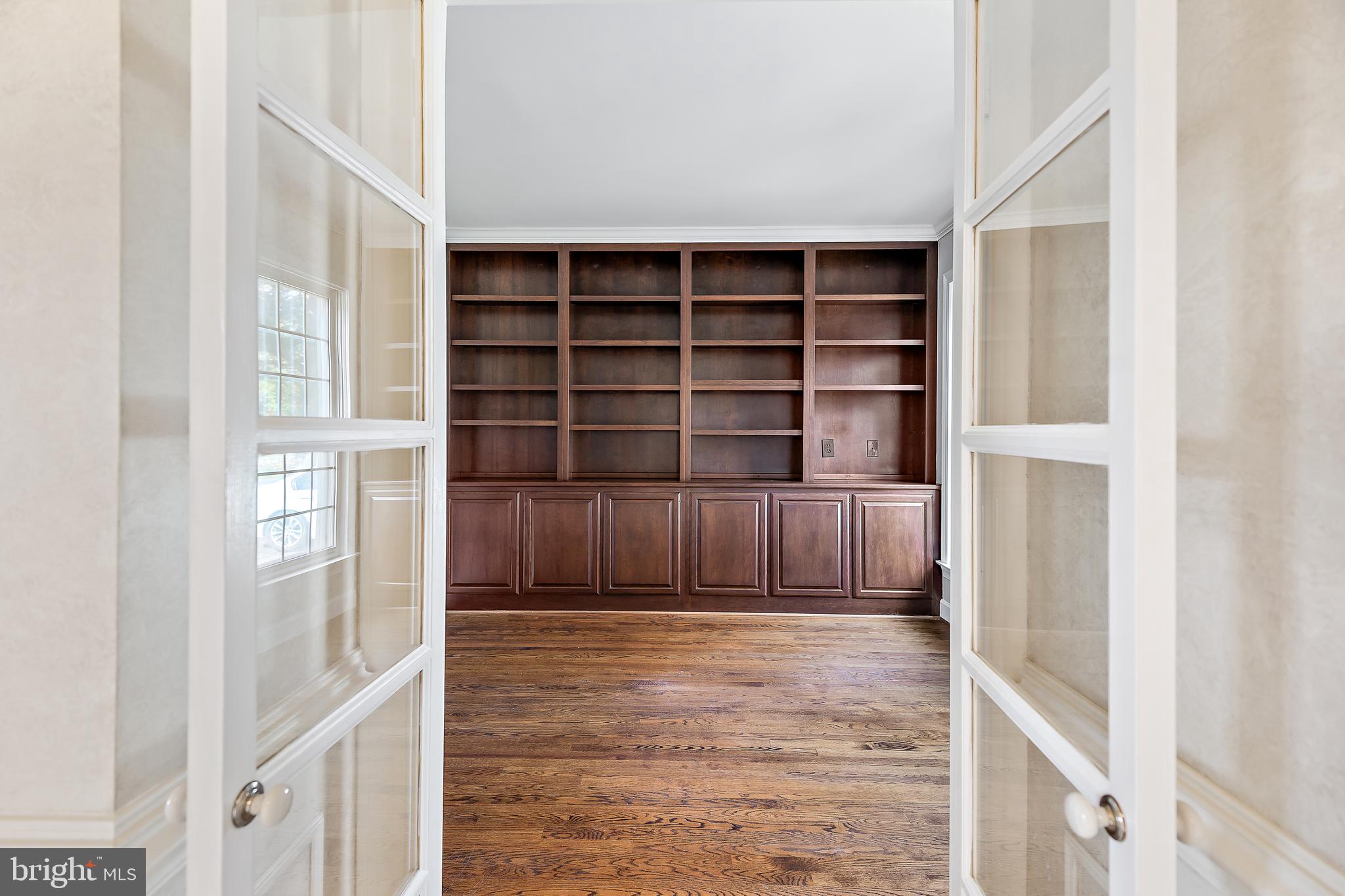 9723 Meyer Point Drive Potomac, MD 20854 - Photo 18 of 133