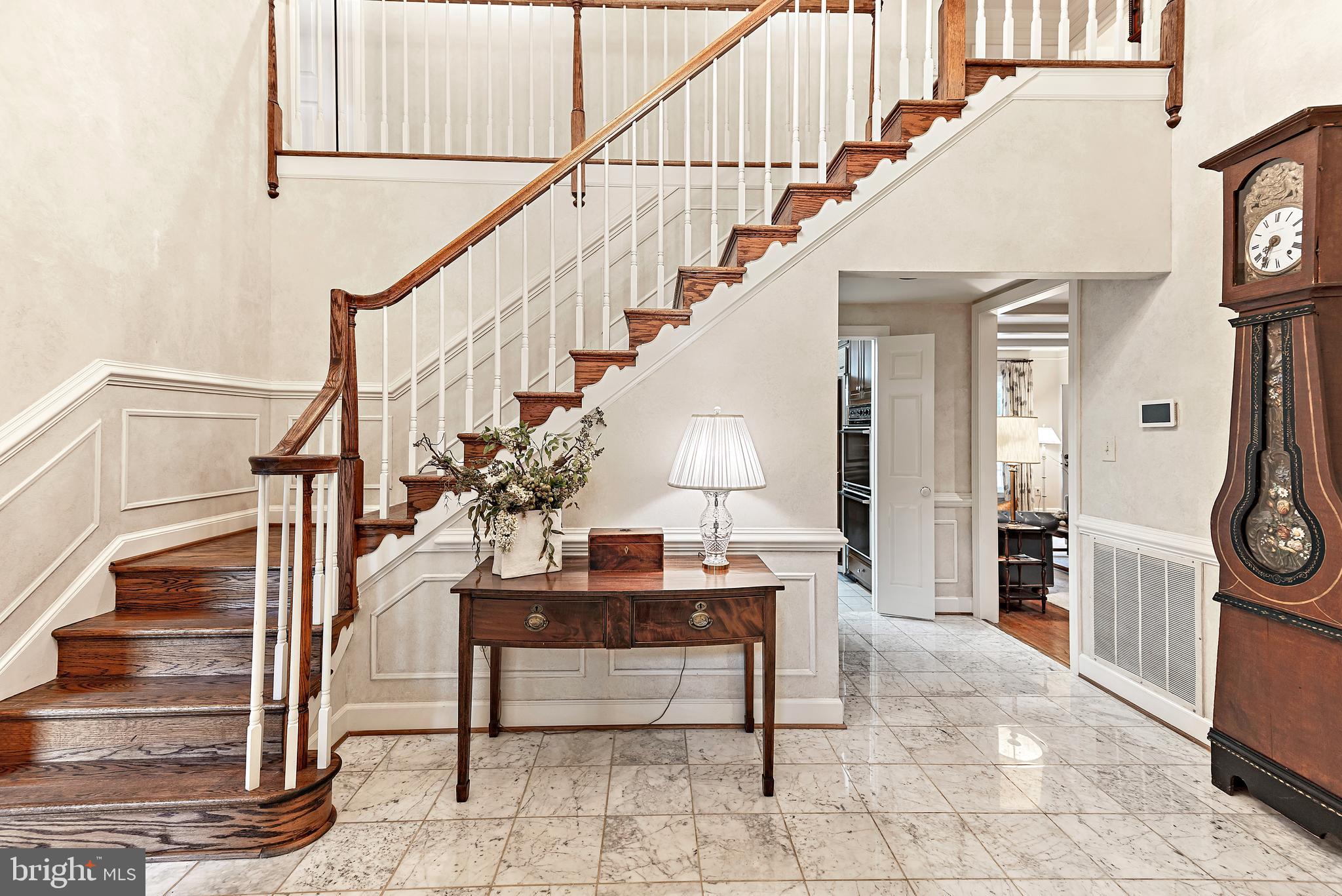 9723 Meyer Point Drive Potomac, MD 20854 - Photo 10 of 133