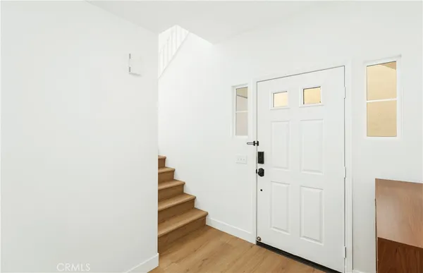 $1,325,000 | 26 Burlingame, Irvine, CA 92602