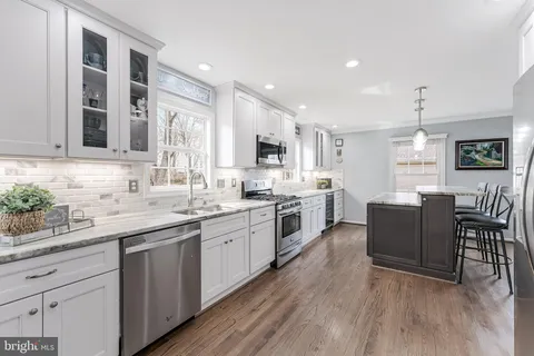 $950,000 | 13172 Ladybank Lane, Herndon, VA 20171