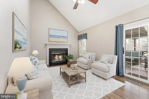 $950,000 | 13172 Ladybank Lane, Herndon, VA 20171