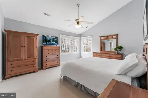 $950,000 | 13172 Ladybank Lane, Herndon, VA 20171