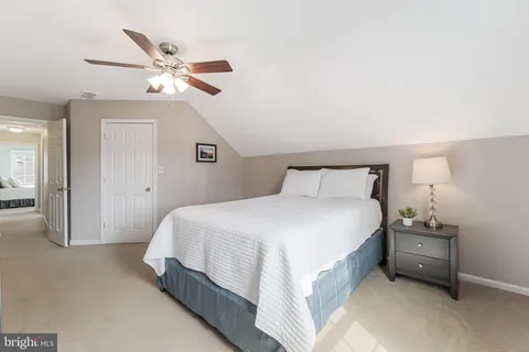 $950,000 | 13172 Ladybank Lane, Herndon, VA 20171