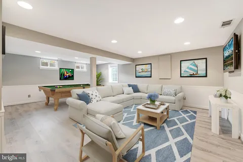 $950,000 | 13172 Ladybank Lane, Herndon, VA 20171