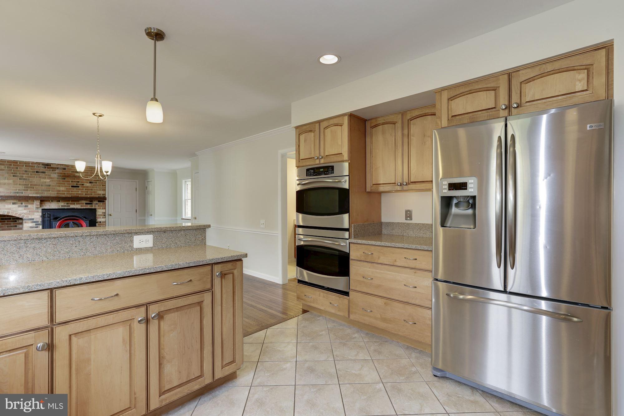1072 Mt Airy Road Davidsonville, MD 21035 - Photo 13 of 38 Bright open concept kitchen.
