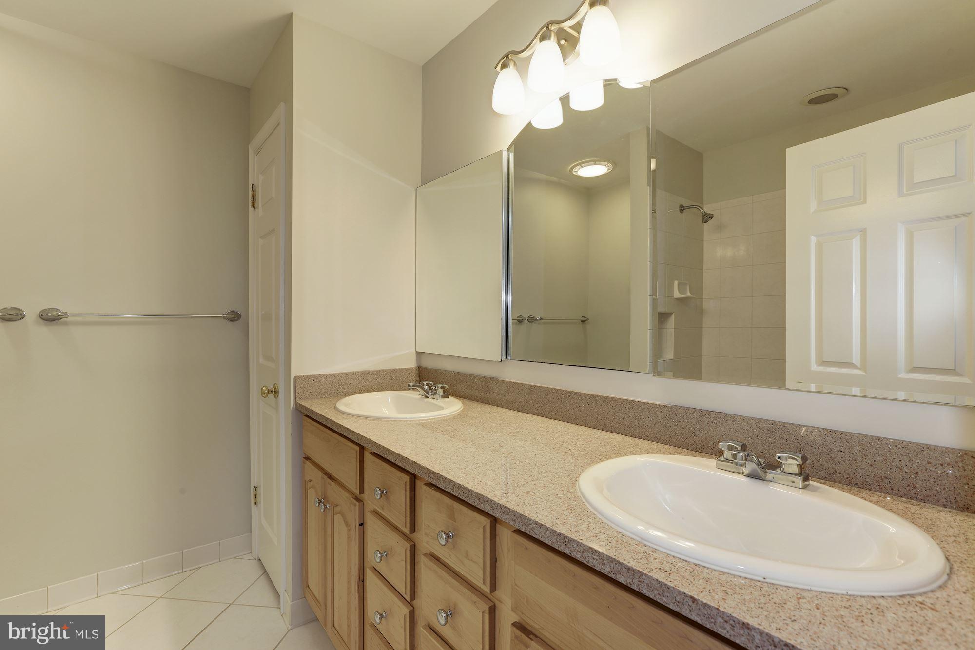 1072 Mt Airy Road Davidsonville, MD 21035 - Photo 26 of 38 2nd Floor Full Bath.