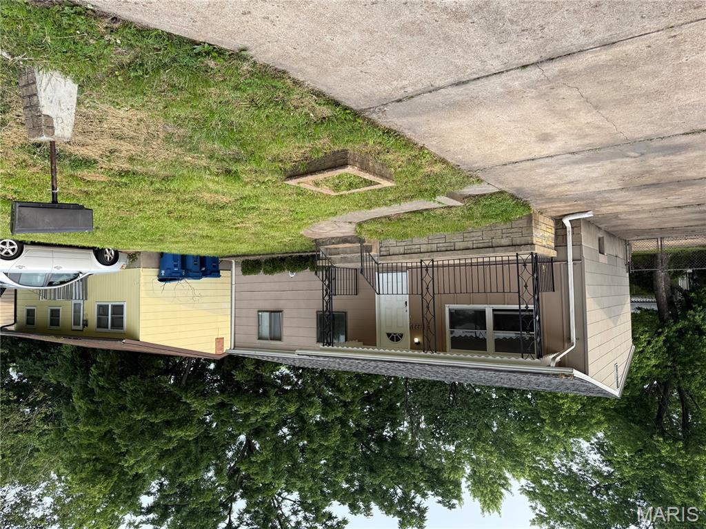 1223 Rhea Avenue St. Louis, MO 63138 - Photo 2 of 13