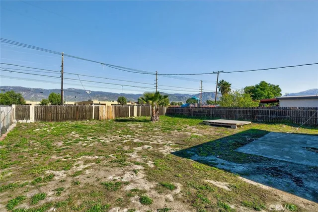 $469,900 | 25006 Union Street, San Bernardino, CA 92410