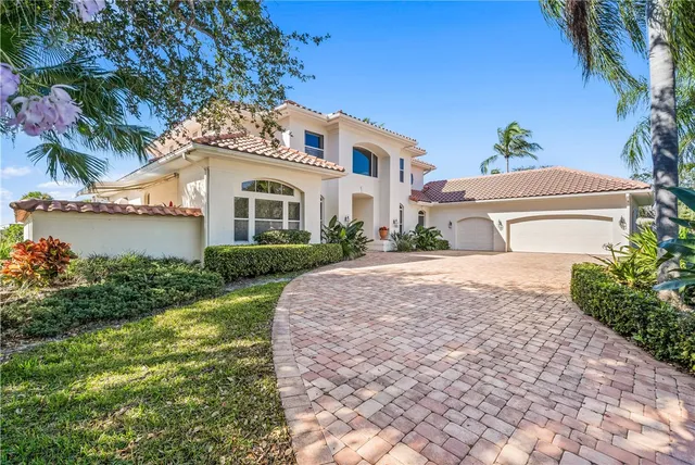 $1,975,000 | 711 Marbrisa River Lane, Vero Beach, FL 32963