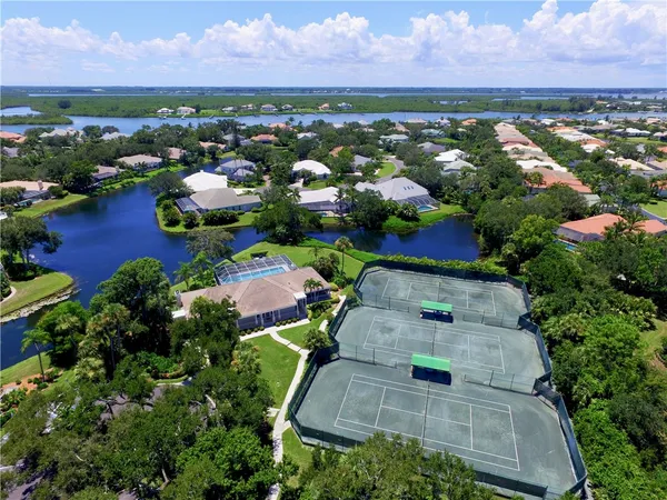 $1,795,000 | 711 Marbrisa River Lane, Vero Beach, FL 32963