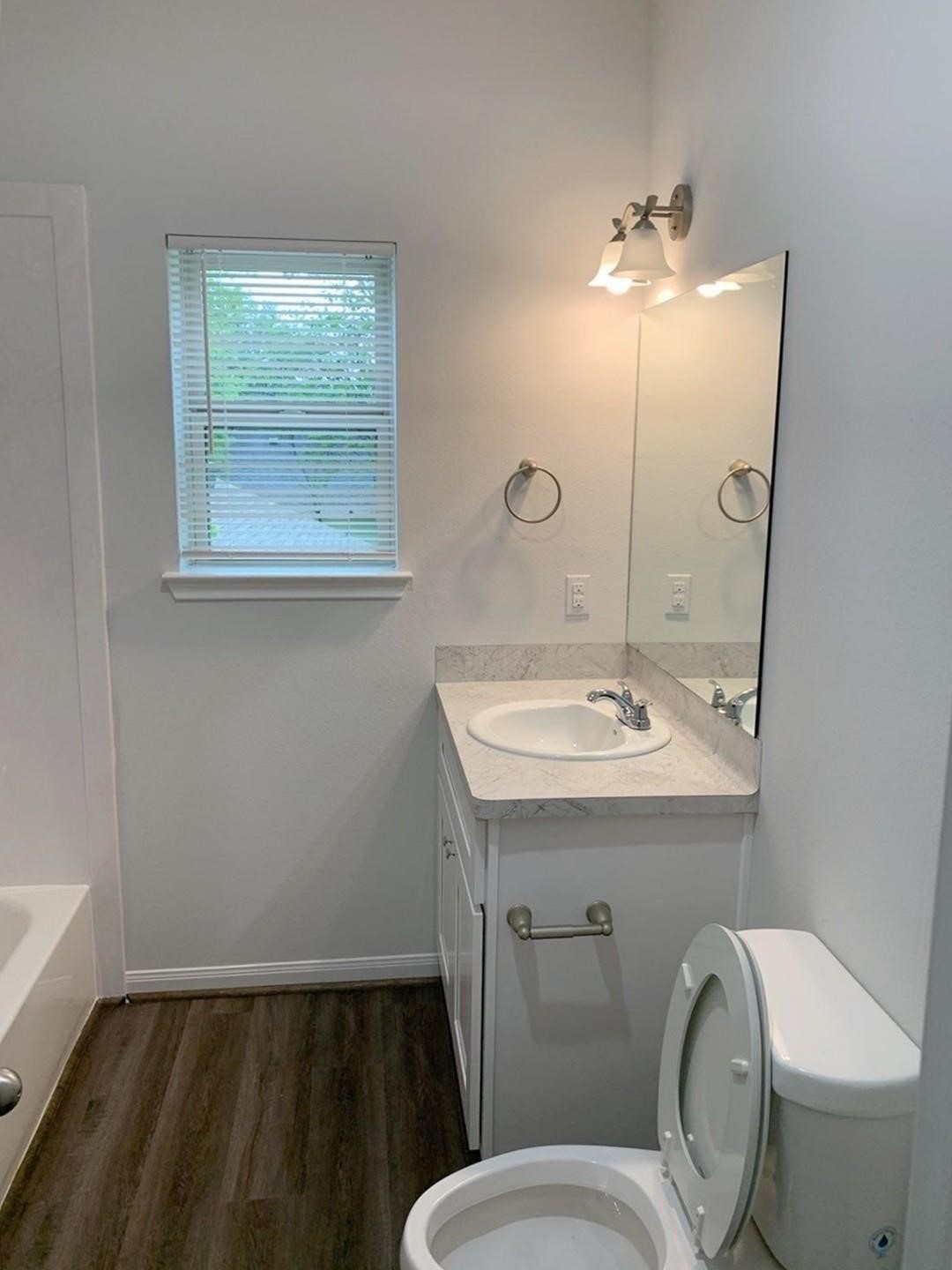 7703 St Louis Street Houston, TX 77028 - Photo 8 of 11