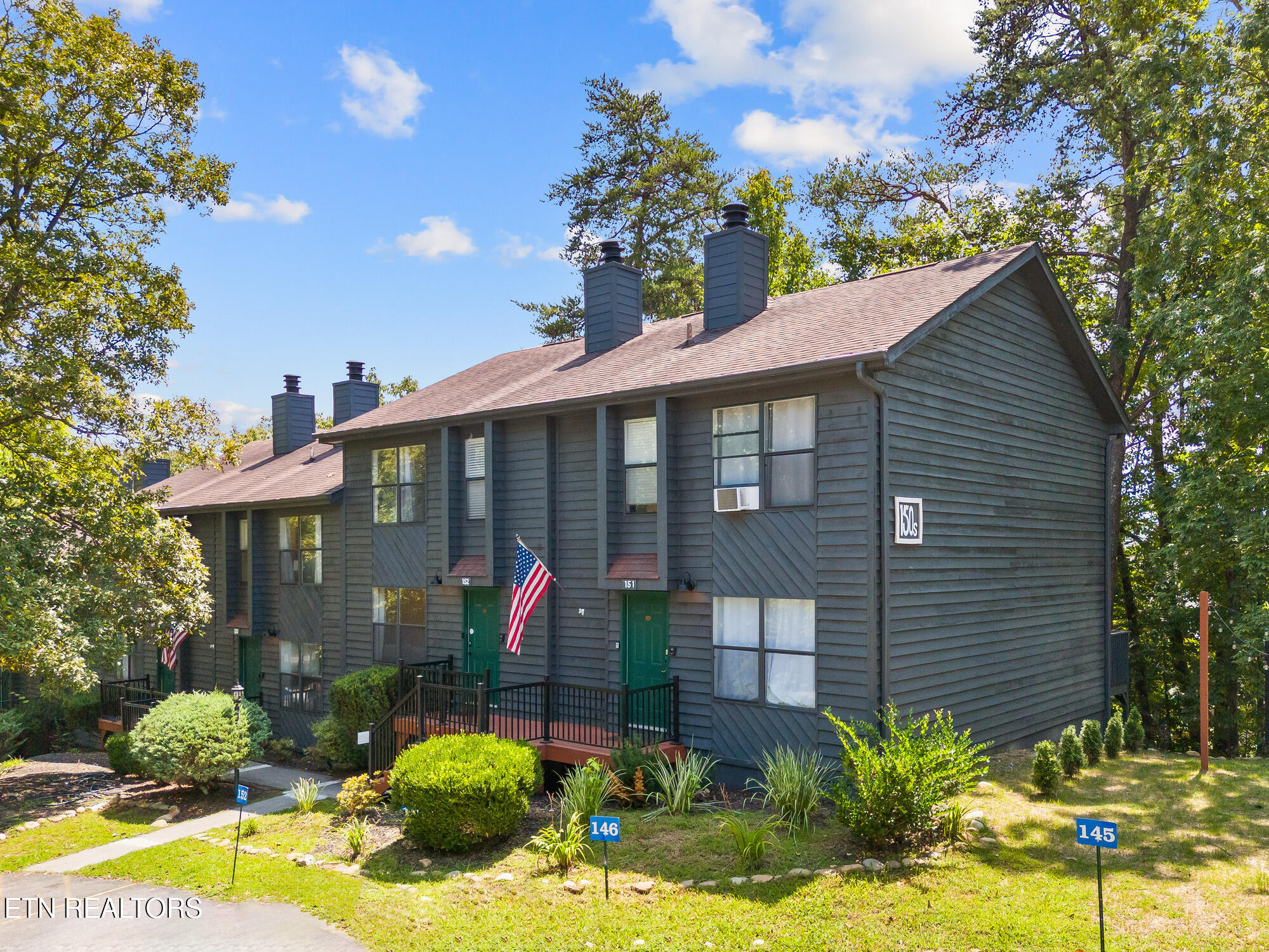 Pinecrest_Townhomes_-01