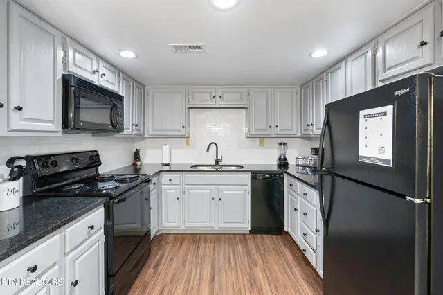 $6,300,000 | 3729 Plaza Way, Pigeon Forge, TN 37863