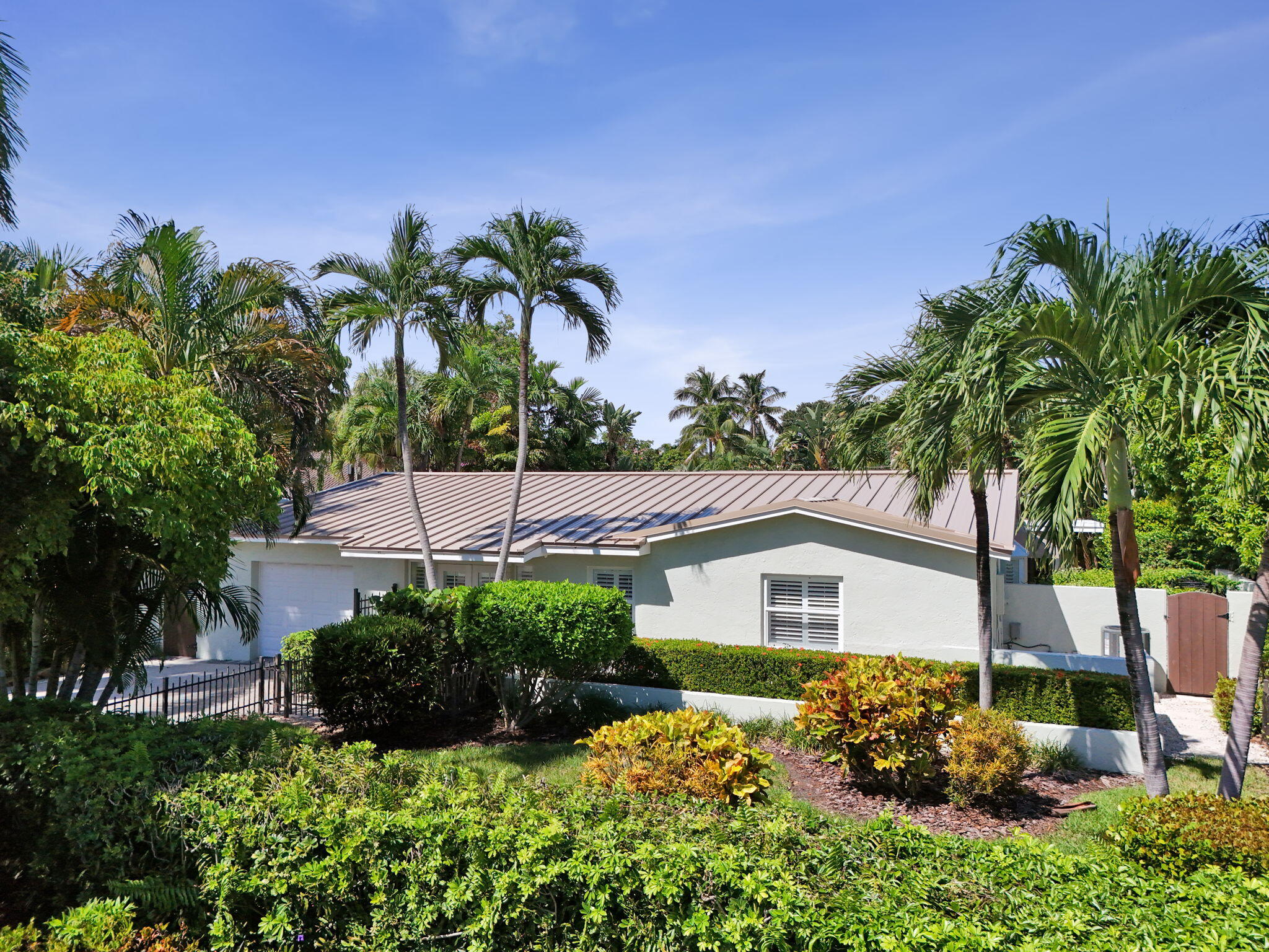 3207 Dover Road Pompano Beach, FL 33062 - Photo 4 of 57 Front of Structure