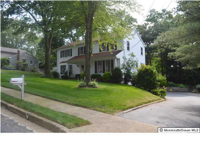 2565 Summit Road Manasquan, NJ 08736 - Photo 3 of 3 a house view with a garden space