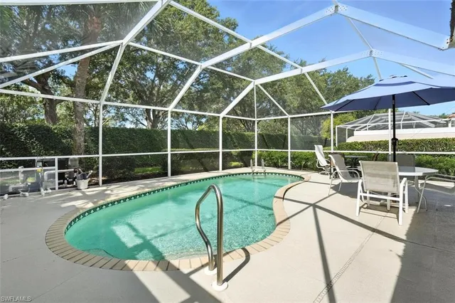 $549,000 | 4588 Pasadena Court, Naples, FL 34109
