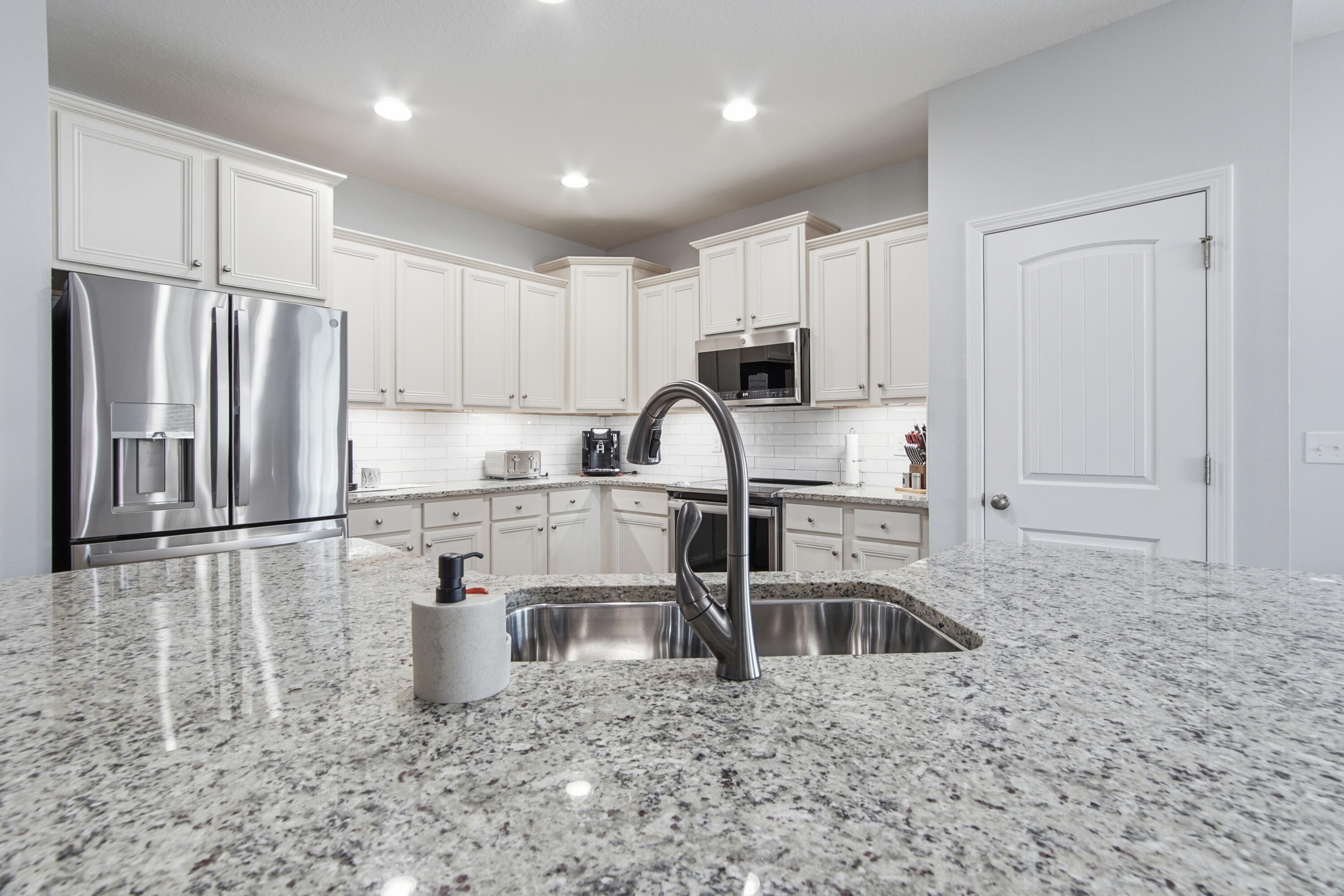 179 Windchime Way Freeport, FL 32439 - Photo 5 of 92 179 Windchime Way