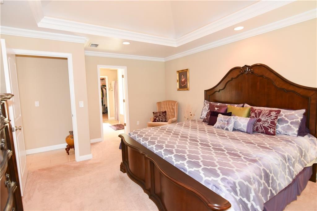 3863 Jonathan Ridge Columbus, IN 47201 - Photo 11 of 26 Gallery Image 11