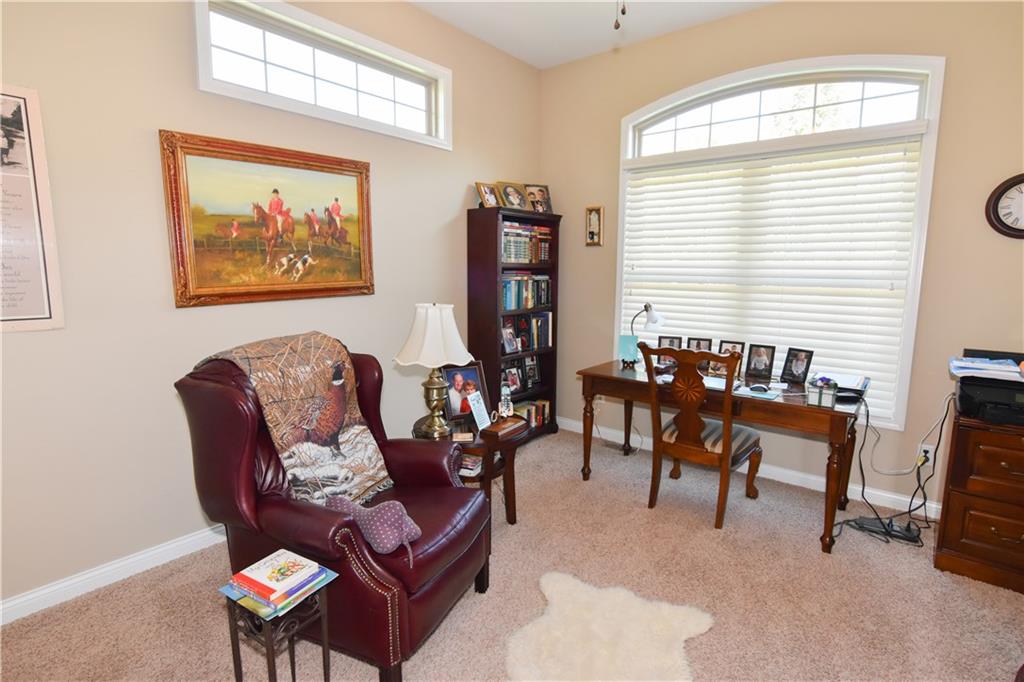 3863 Jonathan Ridge Columbus, IN 47201 - Photo 14 of 26 Gallery Image 14