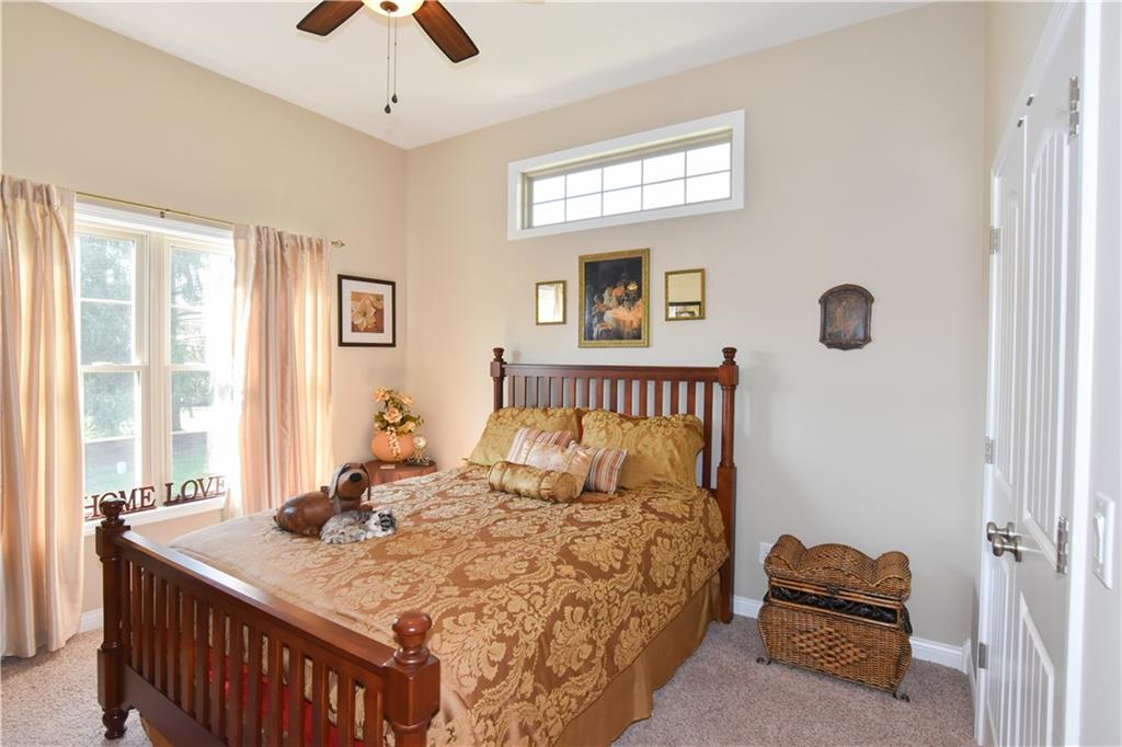3863 Jonathan Ridge Columbus, IN 47201 - Photo 15 of 26 Gallery Image 15