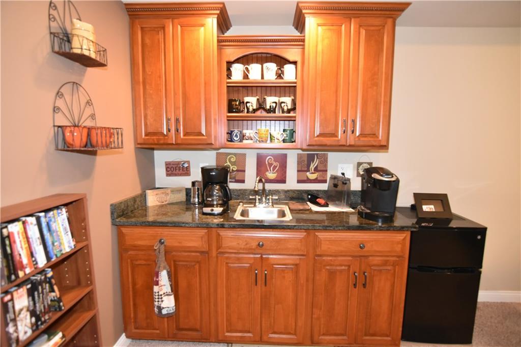 3863 Jonathan Ridge Columbus, IN 47201 - Photo 18 of 26 Gallery Image 18