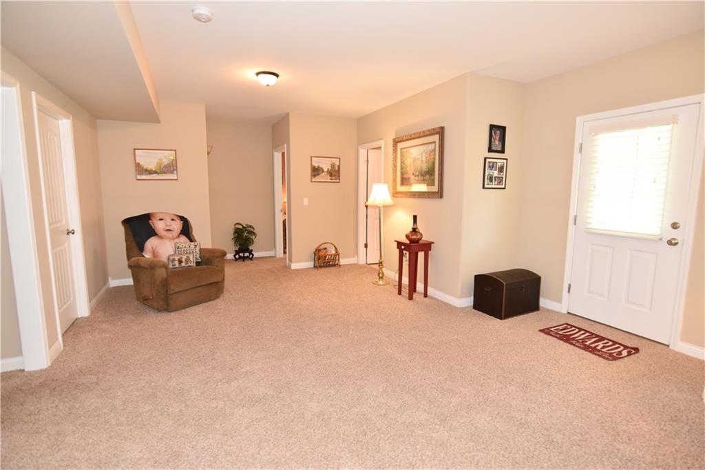 3863 Jonathan Ridge Columbus, IN 47201 - Photo 20 of 26 Gallery Image 20