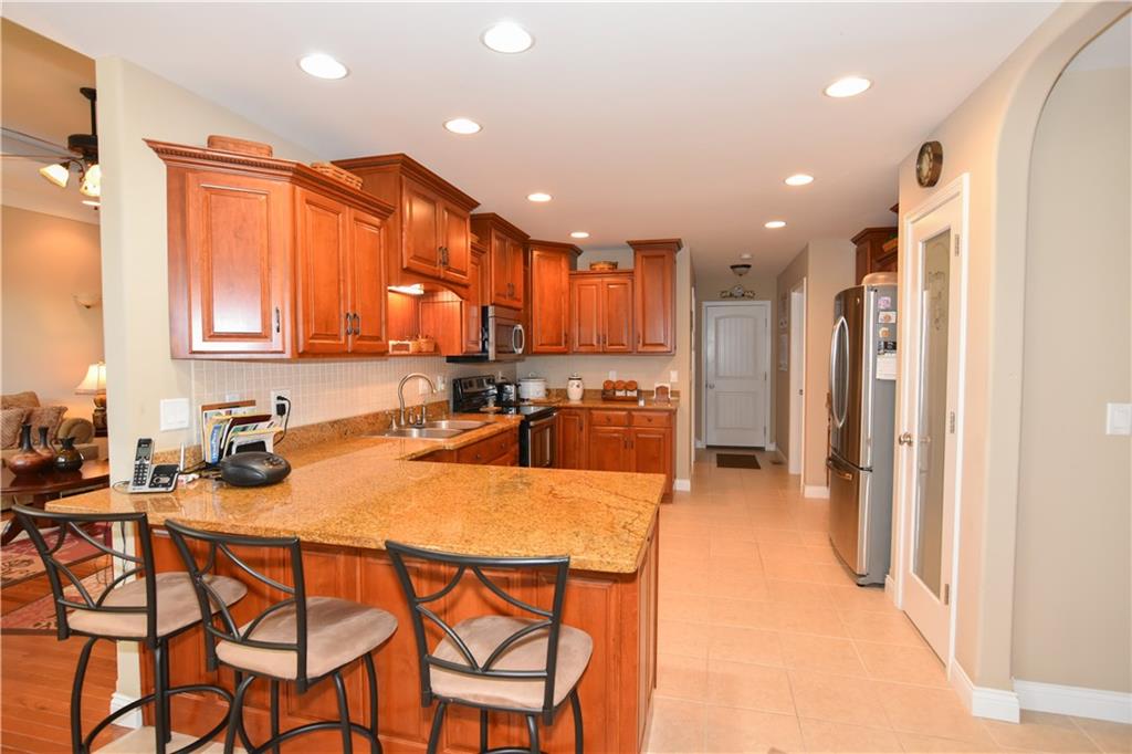 3863 Jonathan Ridge Columbus, IN 47201 - Photo 6 of 26 Gallery Image 6