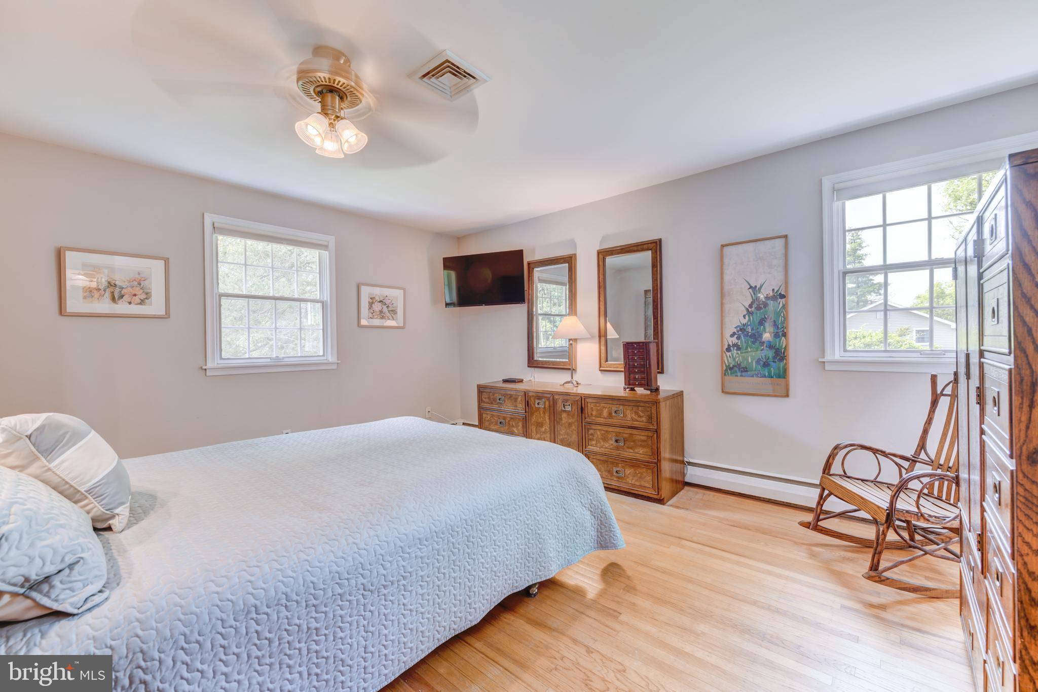 920 Davis Road Ambler, PA 19002 - Photo 19 of 39 Primary bedroom