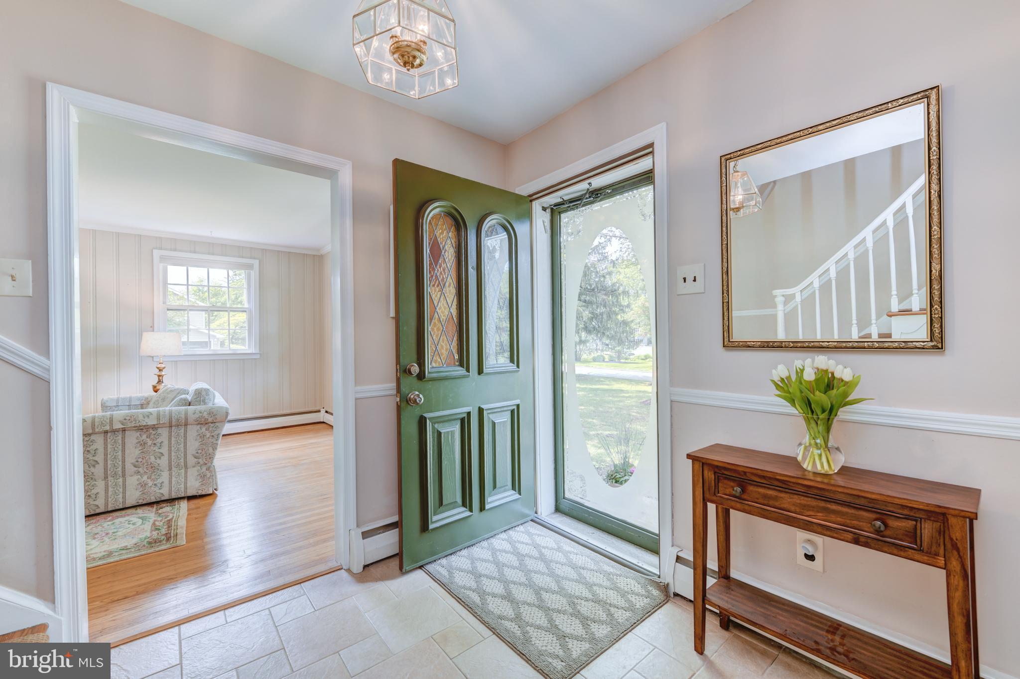 920 Davis Road Ambler, PA 19002 - Photo 4 of 39 Foyer