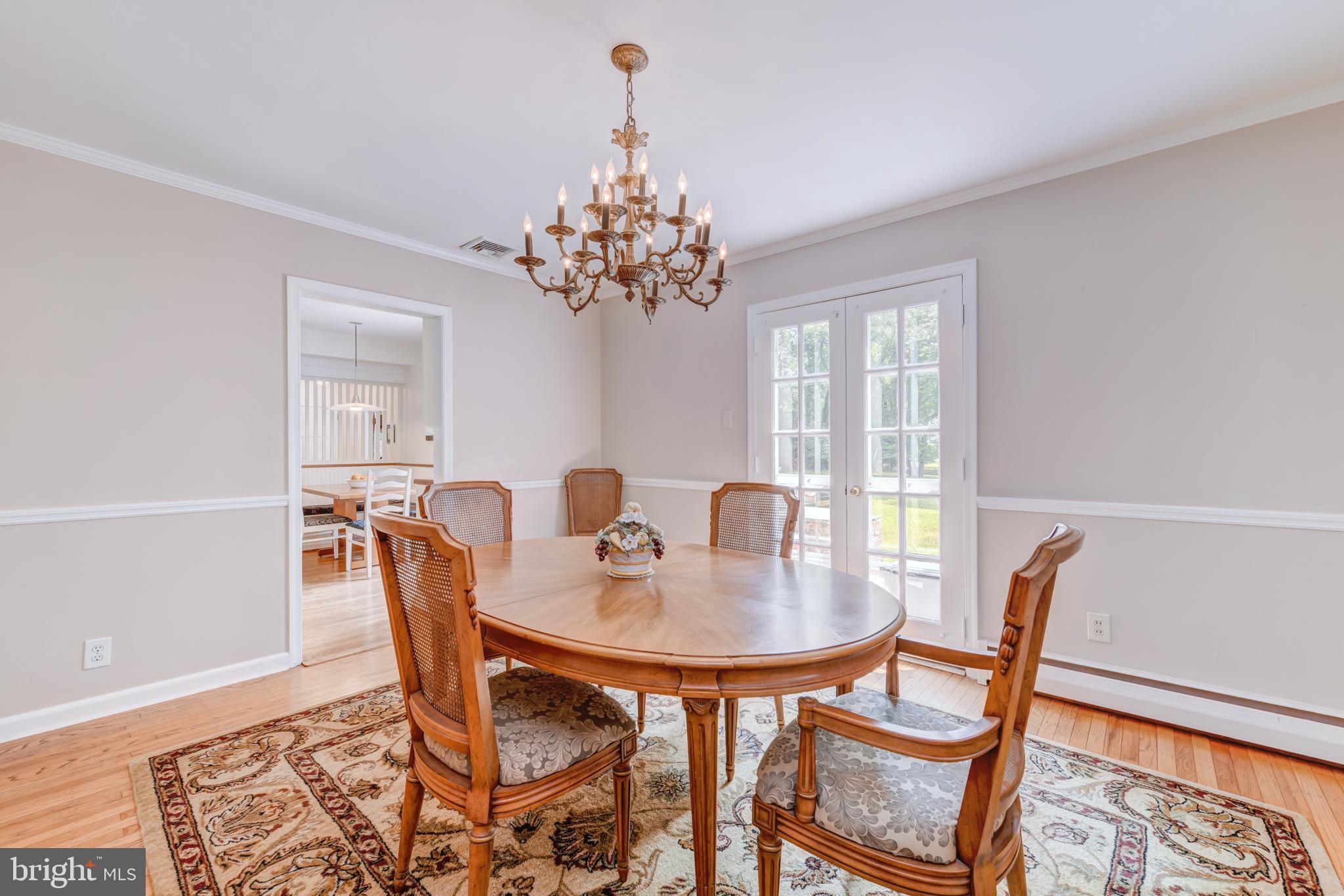 920 Davis Road Ambler, PA 19002 - Photo 8 of 39 Dining room