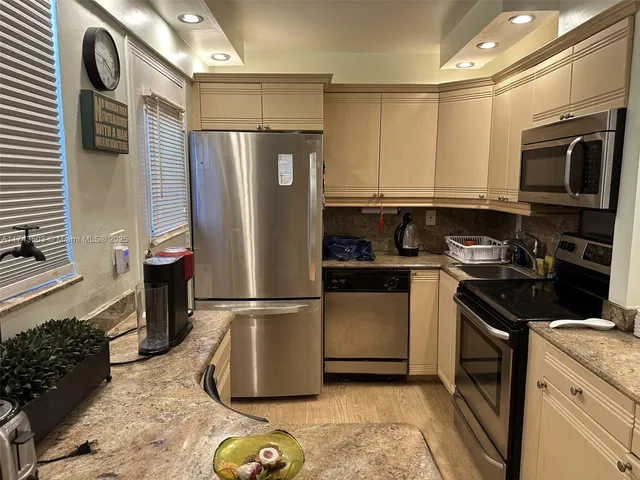 a view of sky from window