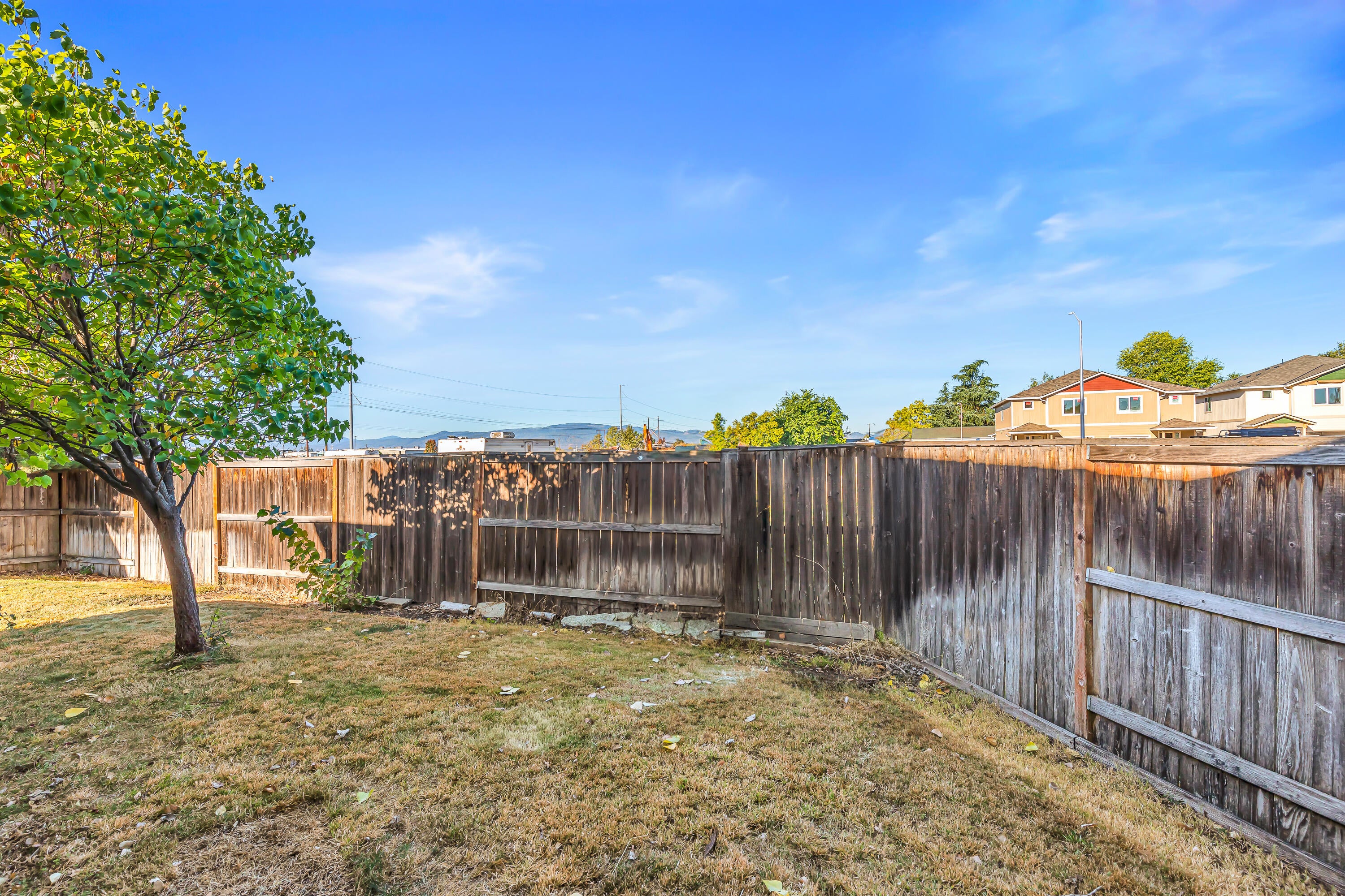 7455 Division Road White City, OR 97503 - Photo 8 of 32 9R9A6170