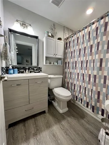 $2,790 | 1404 North Saturn Avenue, Clearwater, FL 33755