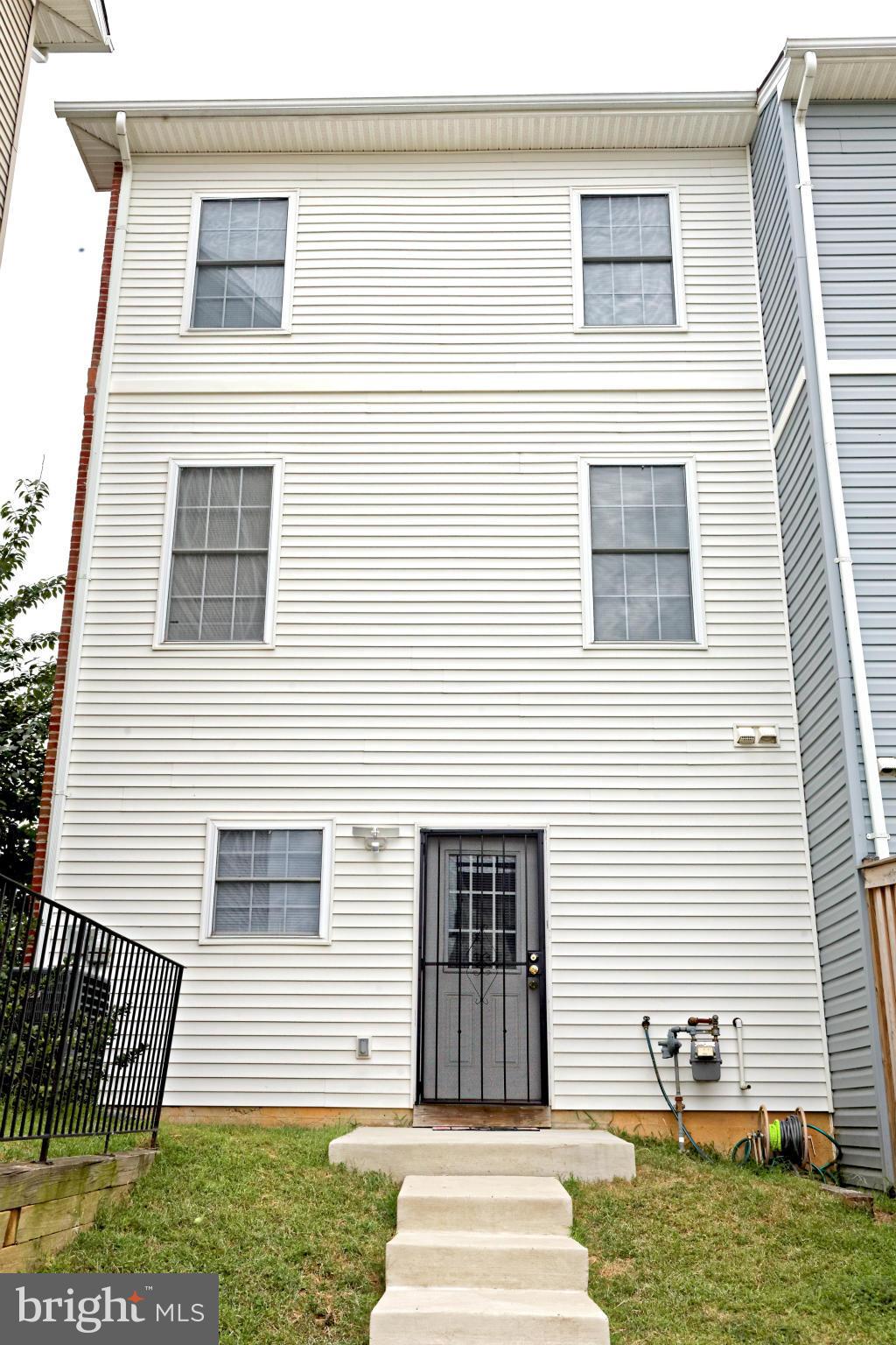 3245 Stanton Road Southeast Washington, DC 20020 - Photo 11 of 16 Exterior (Rear)