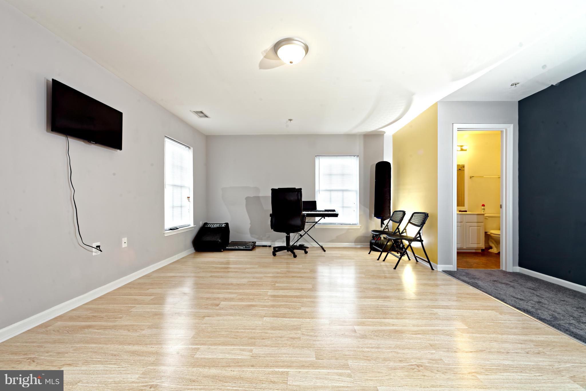 3245 Stanton Road Southeast Washington, DC 20020 - Photo 10 of 16 Family Room