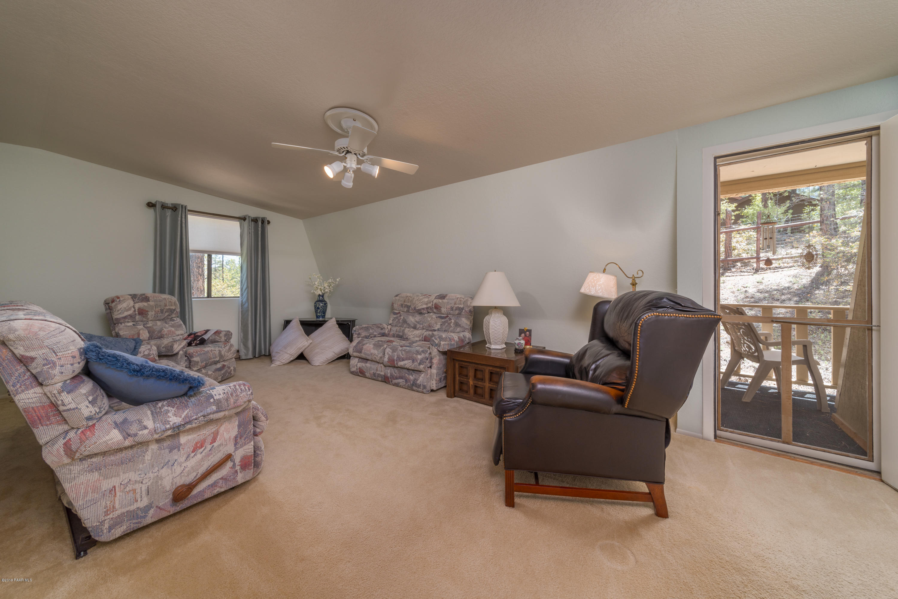 2533 Copper Basin Road Prescott, AZ 86303 - Photo 5 of 20 Huge bedroom w/ private patio