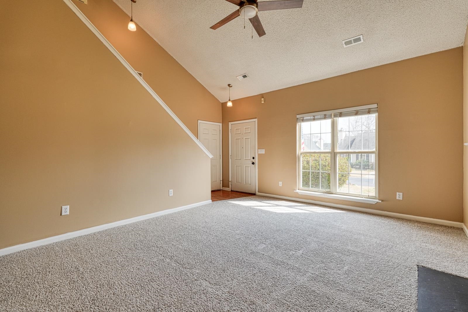 409 Flamingo Way Boiling Springs, SC 29316 - Photo 6 of 40